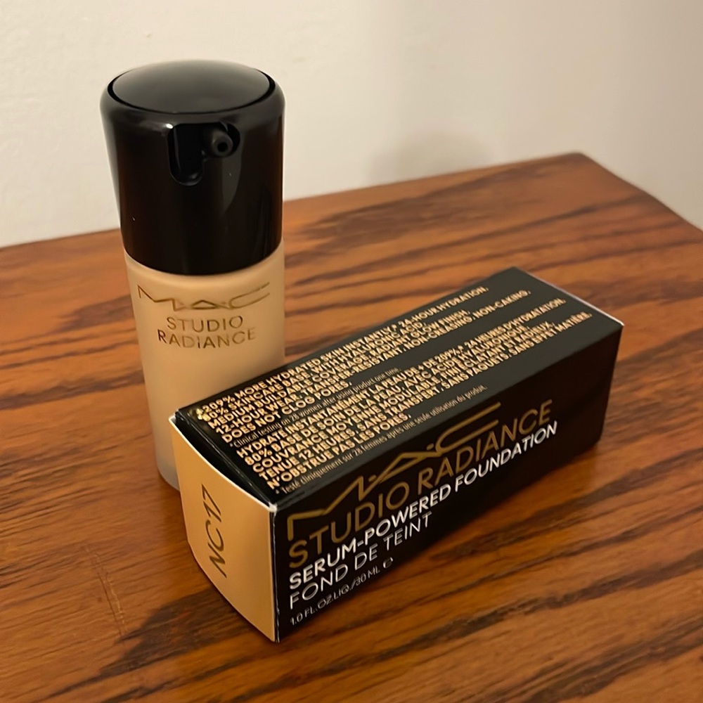 BNIB!! NC 17. MAC STUDIO RADIANCE SERUM- POWERED FOUNDATION.